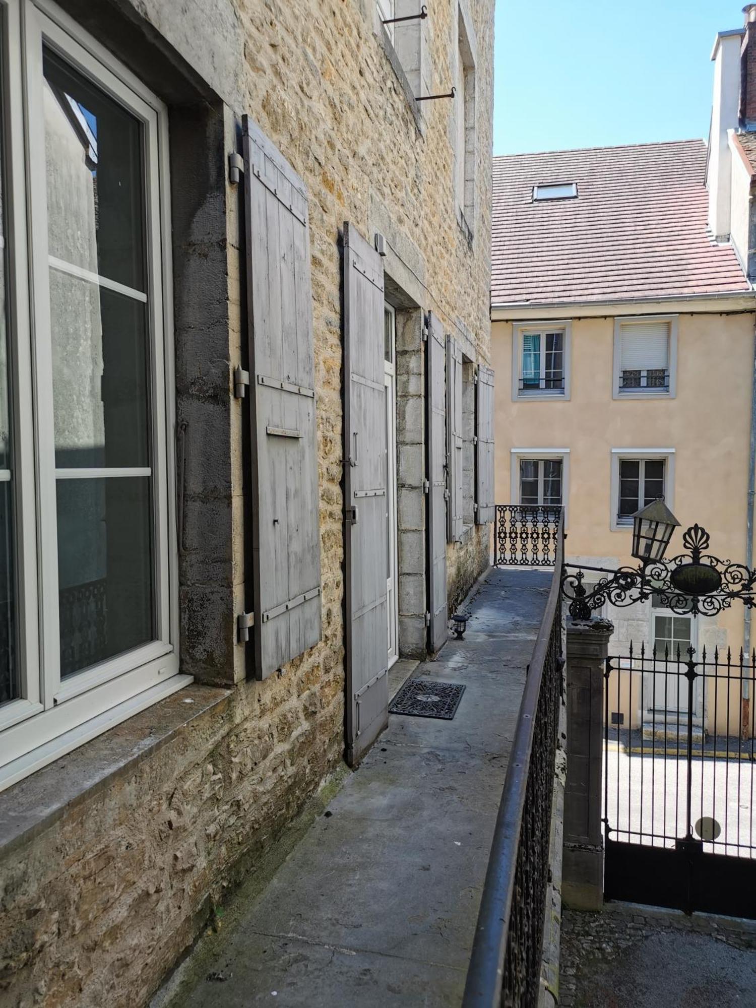 Appartement 3 Chambres Au Coeur Du Jura, Ideal Famille Salins-les-Bains Exteriör bild