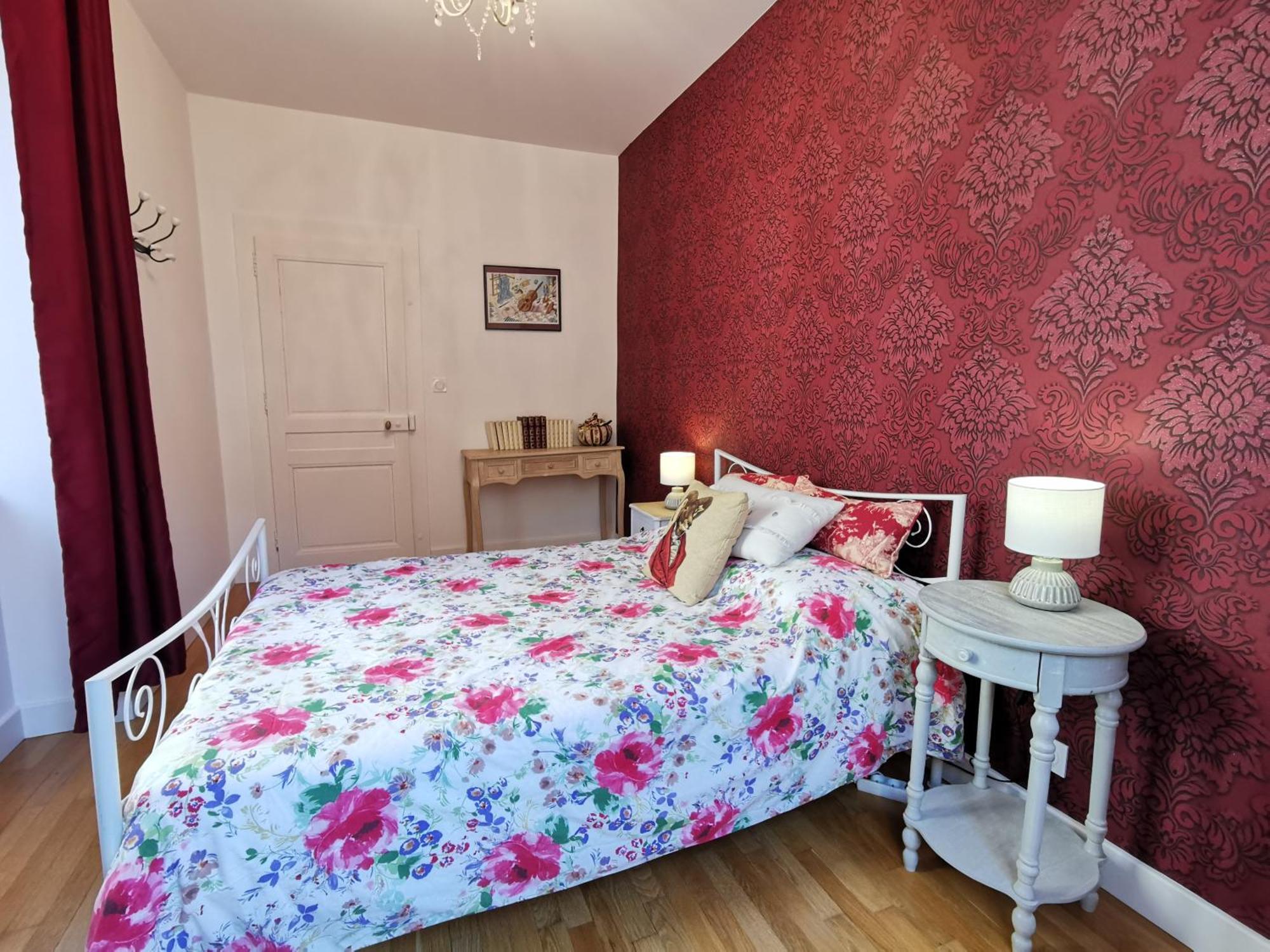 Appartement 3 Chambres Au Coeur Du Jura, Ideal Famille Salins-les-Bains Exteriör bild